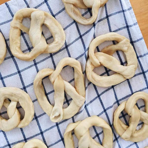 Soft Pretzel Making Mix