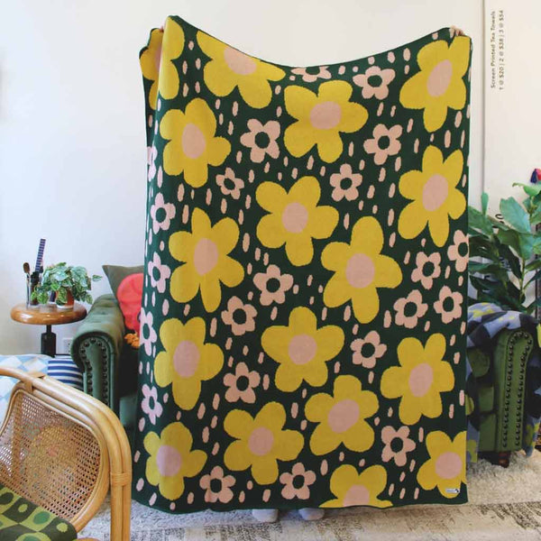 Flower Power Knit Blanket