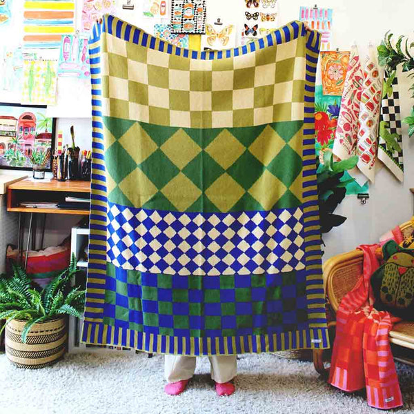 Diamond Checkerboard Pattern Mix & Match Knit Throw Blanket