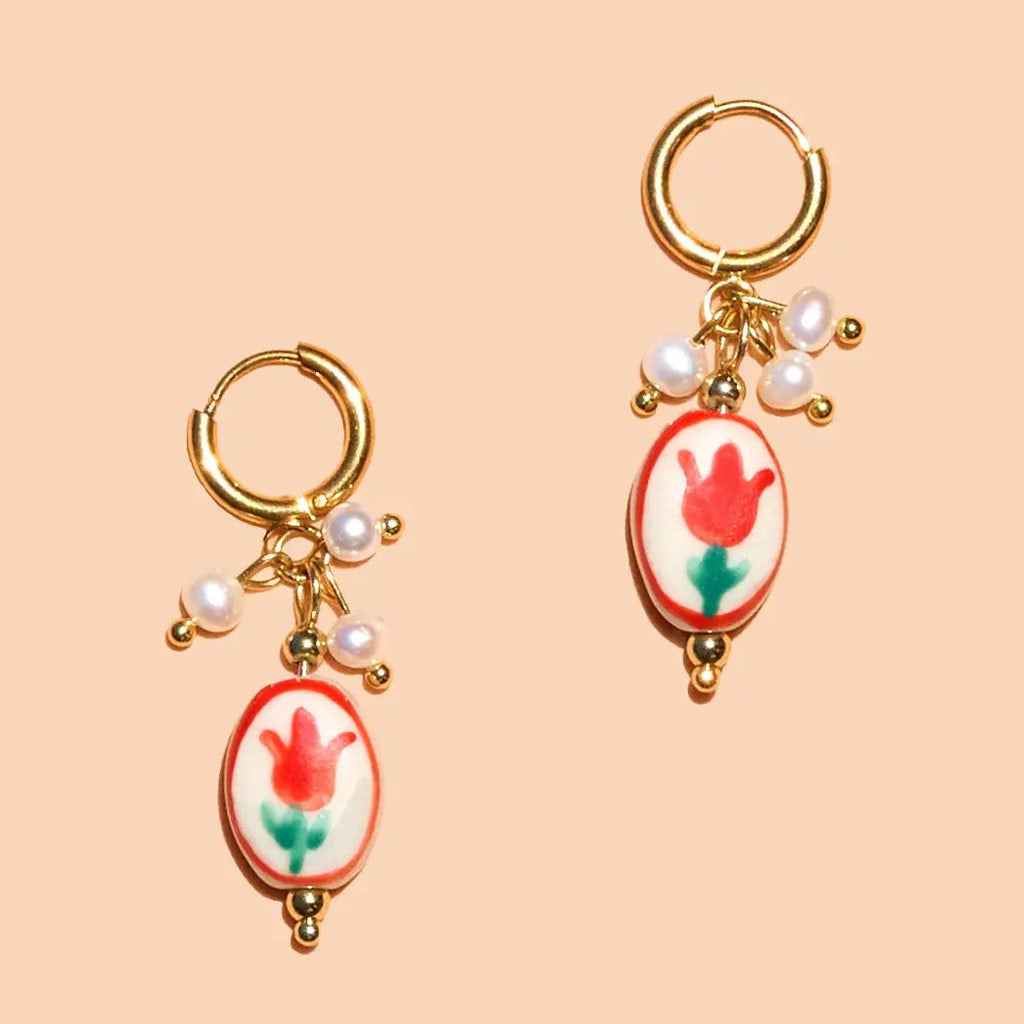 Sweet Tulip Hoops - 18k Gold Plated